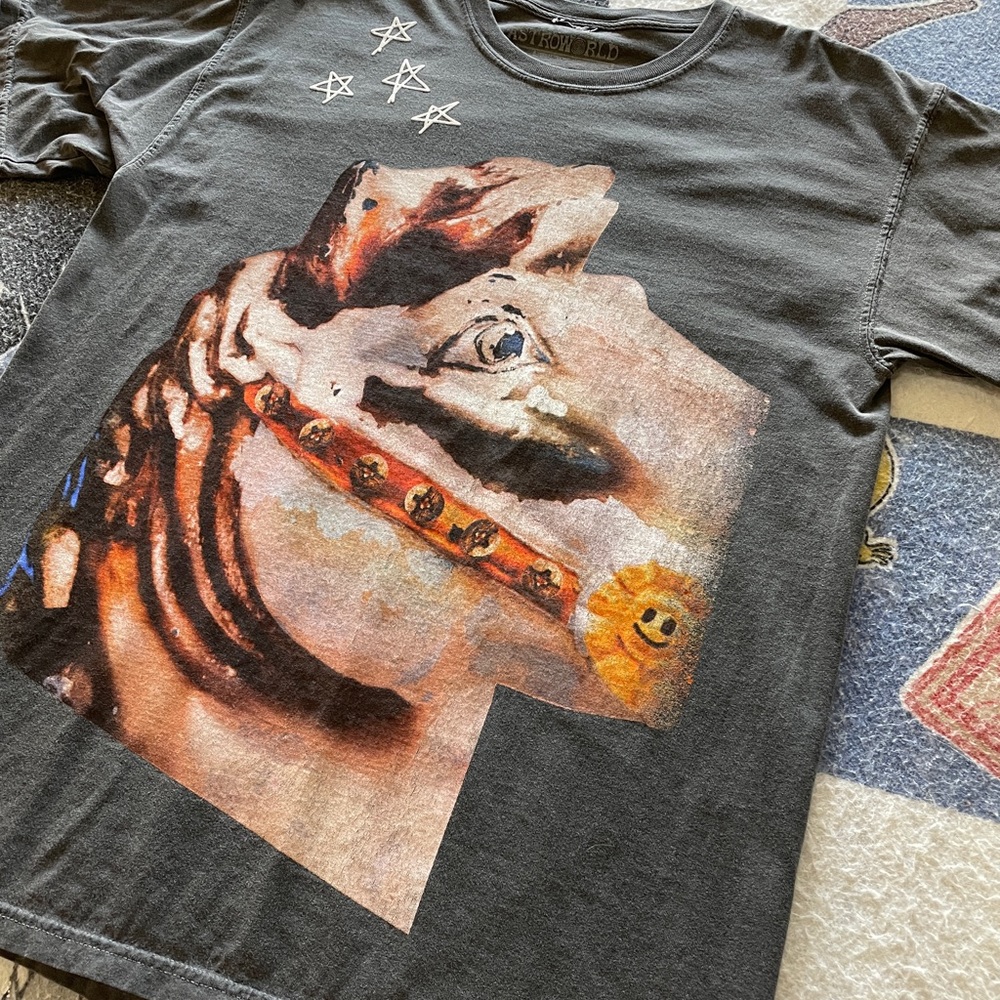 Travis Scott astroworld tour tee - Picture 2 of 5